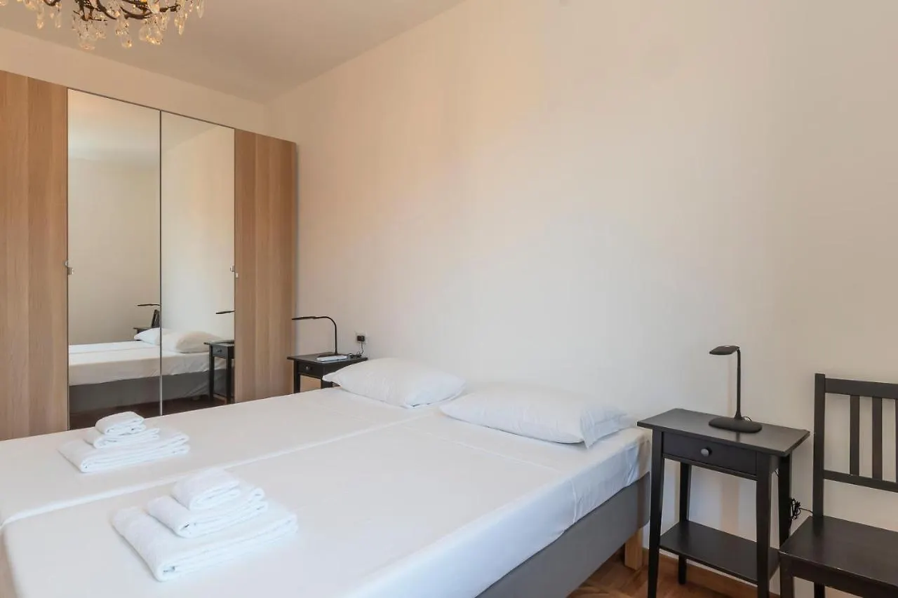 Lario - Ristrutturato Nuovo Centro Isola Milan Apartment